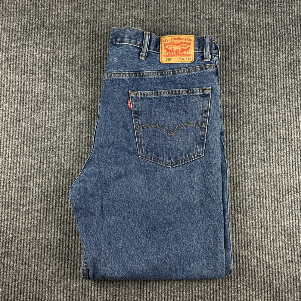 Levis 550 Mens Relaxed Fit Tapered Leg Blue Denim Jeans 42x32 Medium Wash